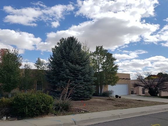 3rd image of 4722 Calle Mio Ave