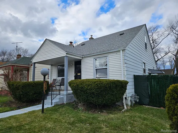 15117 Mapleridge St, Detroit, MI 48205