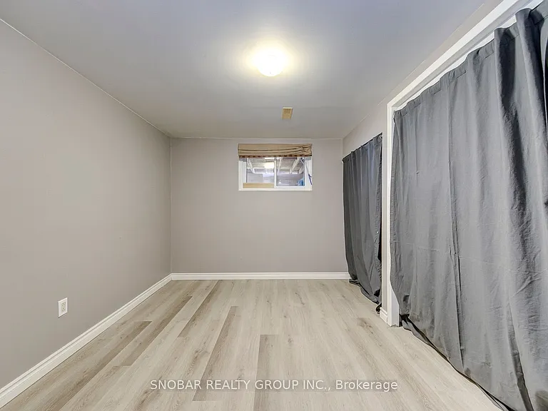 547 Conway Ct — Photo 22
