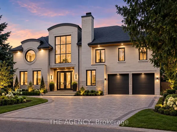 72 Lord Seaton Rd, Toronto, ON M2P 1K5
