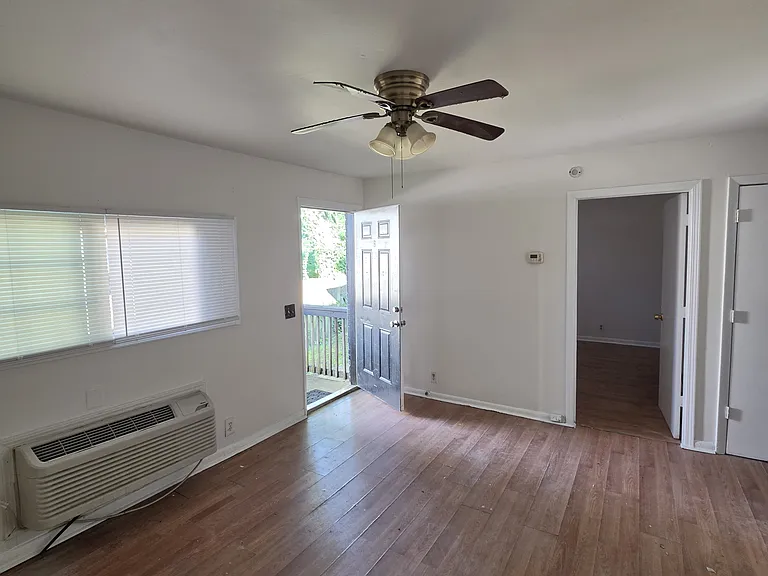 1109 Meharry Blvd #2 — Photo 1