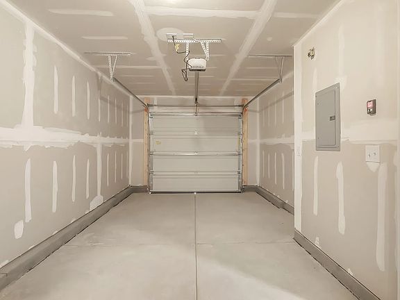 5th image of 3602 Elm Grove Ln