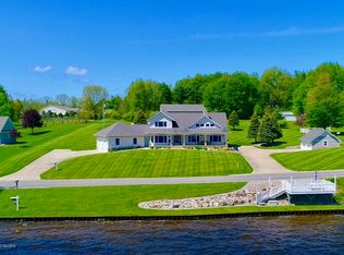 5352 Waldorf Rd, Delton, MI 49046