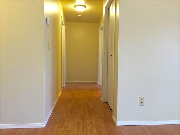 4th image of 3465 W Buckeye St
