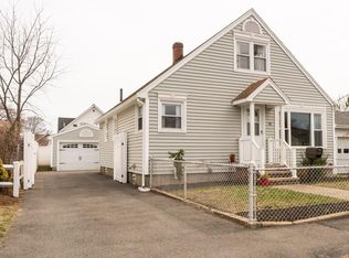 18 Johnson Ave, Peabody, MA 01960