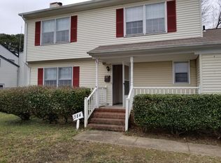 384 Whealton Rd, Hampton, VA 23666