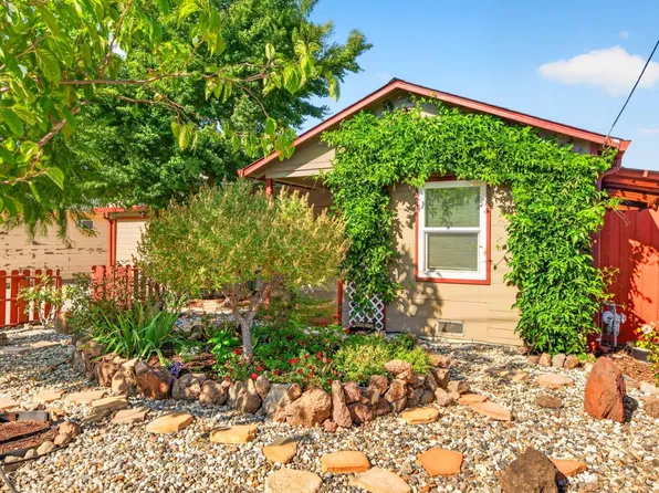 72 Bellevue Avenue, Napa, CA 94558
