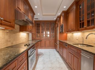 113 Commonwealth Ave APT 4A, Boston, MA 02116