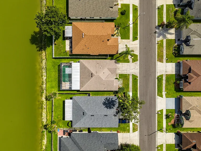 29417 Crossland Dr — Photo 36