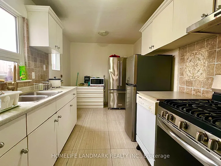 81 United Sq #MAIN FLOOR — Photo 5