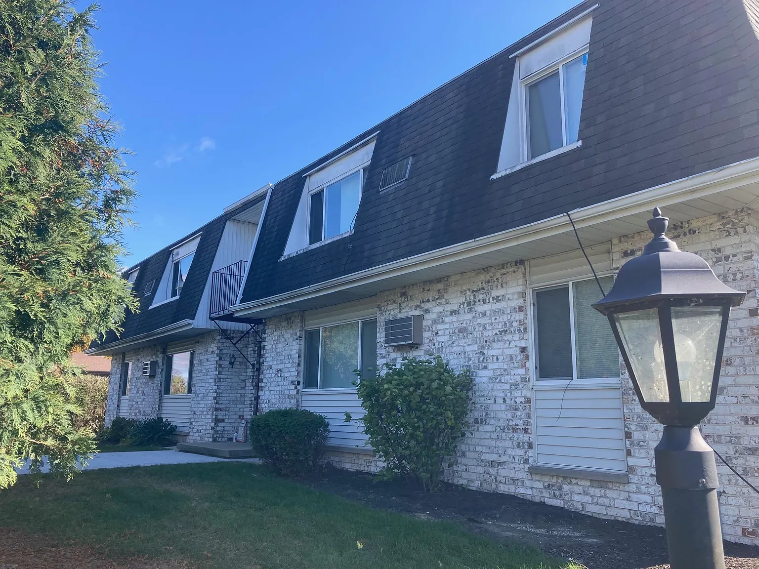 Jefferson Property — Photo 1