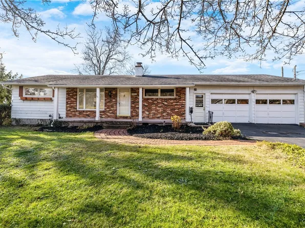 6117 E Lake Rd, Auburn, NY 13021
