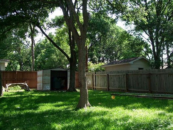 2nd image of 7907 Havenwood Dr