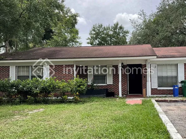 3012 E Waters Ave, Tampa, FL 33604