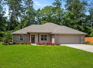 154 Meadowood Dr, Petal, MS 39465