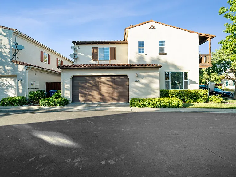 9732 Belladonna Dr — Photo 6