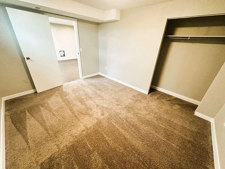 8300 Leesburg Ct — Photo 25
