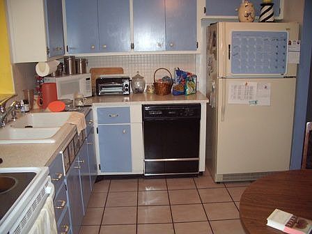 2nd image of 1414 Irondale St E