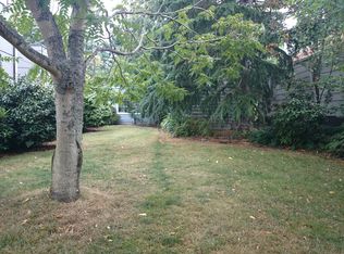 7430 California Ave SW, Seattle, WA 98136