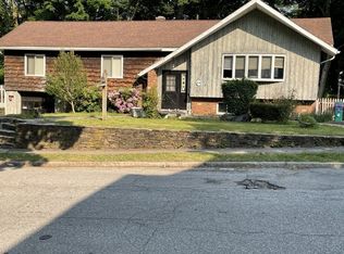 53 Fairfield St, Worcester, MA 01602