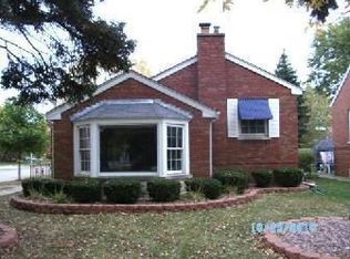 9801 S Ridgeway Ave, Evergreen Park, IL 60805