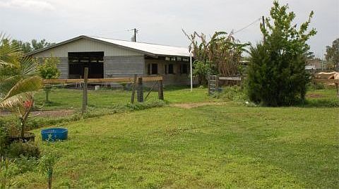 10 Stall 36x72 Barn w/ 12x12 feed and 12x12 tackrooml