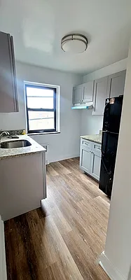 Rented by Royal House Realty, Inc. | media 15