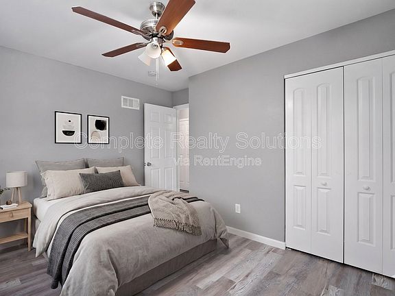 5th image of 50 Lynn Meadows Ln