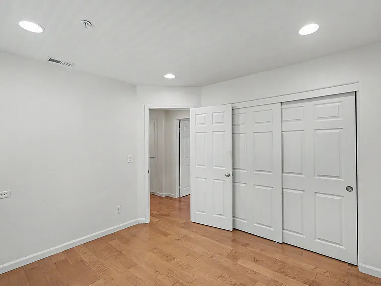 437 Camille Cir #1-11 — Photo 33