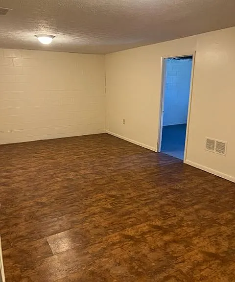 210 Taff Cir #A — Photo 11