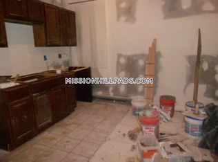 98 Winthrop St APT 1, Roxbury, MA 02119