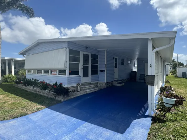 66236 Eaton Rd N #236, Pinellas Park, FL 33782