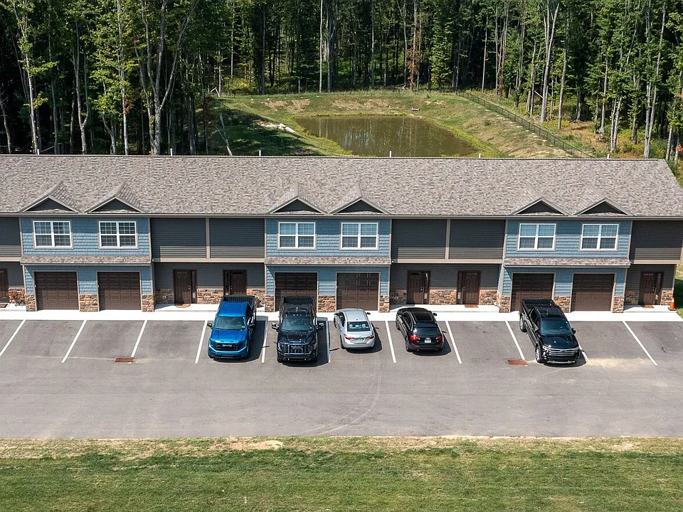 4525 Elizabeth Ln #6