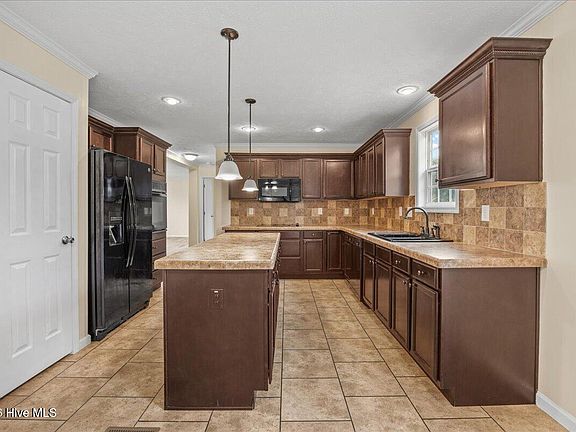 5th image of 864 Cori Court