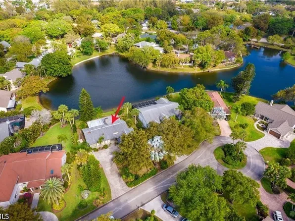 15853 Silverado Ct, Fort Myers, FL 33908