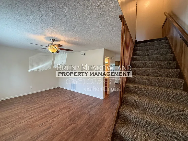 1811 Meadowland Ln #C — Photo 4