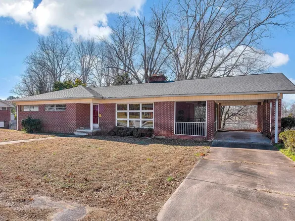 100 Culbreath Hts, Union, SC 29379