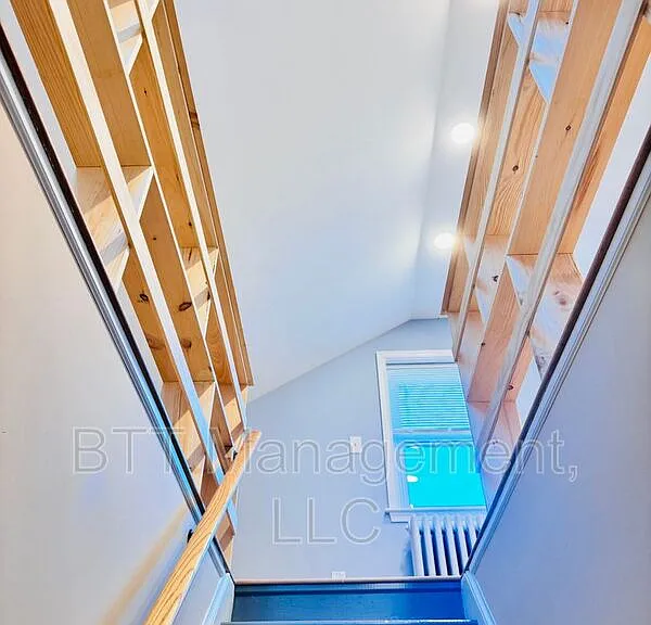 908 Hudson Ave #6 — Photo 43