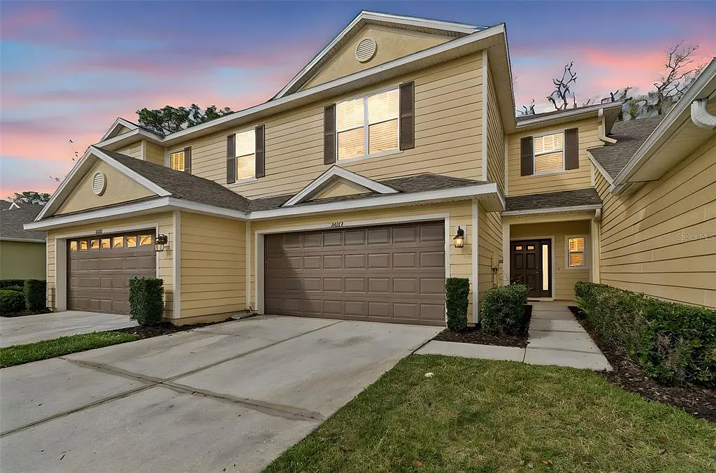 3 bed, 2.5 bath, 1665 sqft, $2,250 — Photo 1