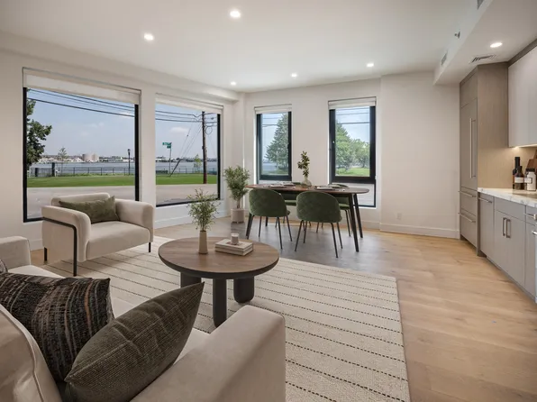 21-31 Shore Boulevard image 1 of 10