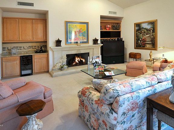2nd image of 6399 N Desert Wind Cir
