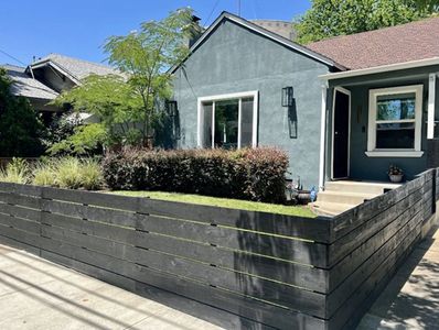 3233 L St, Sacramento, CA, 95816