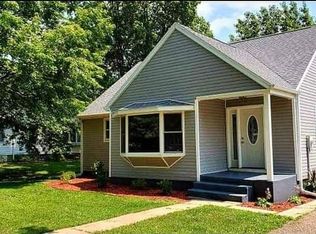 613 N Section Ave, Spring Valley, MN 55975