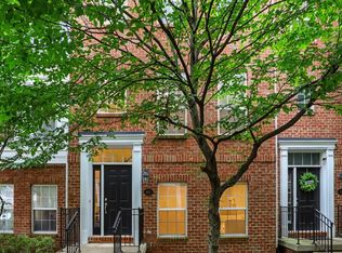 433 Sheets Dr, Carmel, IN 46032