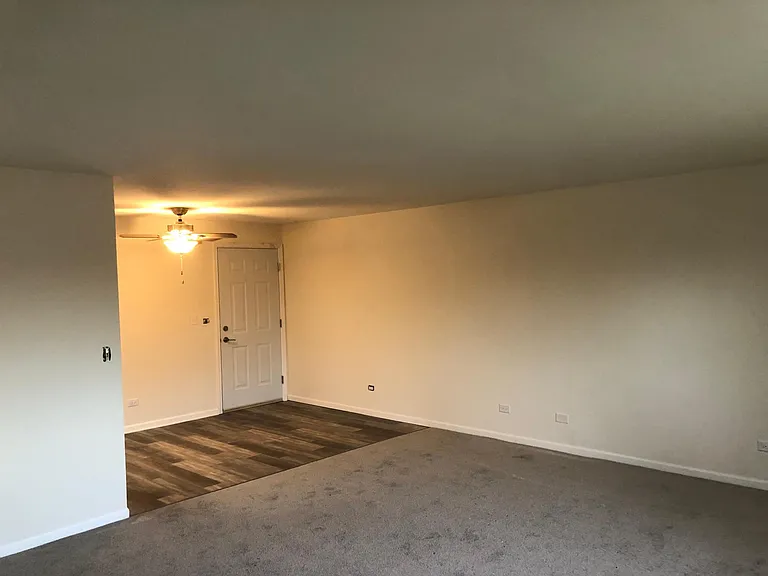 436 N Stephen Dr — Photo 8