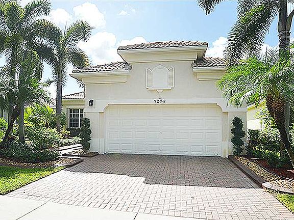 Home For Sale In Heron Bay