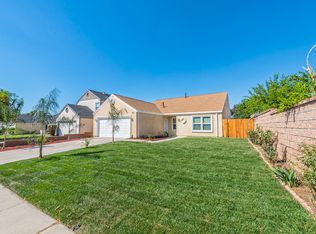 1925 Pepper Tree Dr, Colton, CA 92324
