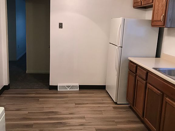 2nd image of 1014 1st St