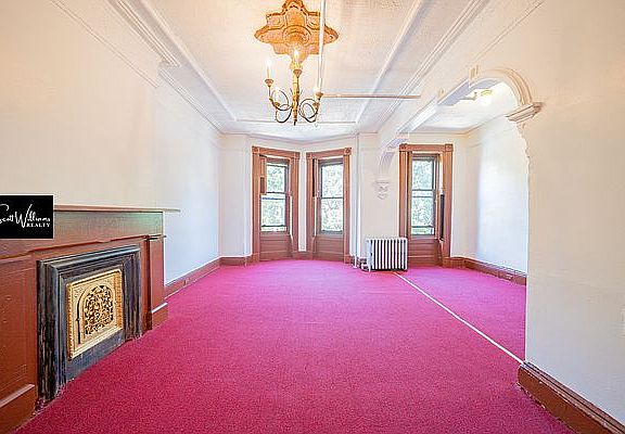 2nd image of 60 Bainbridge St #3