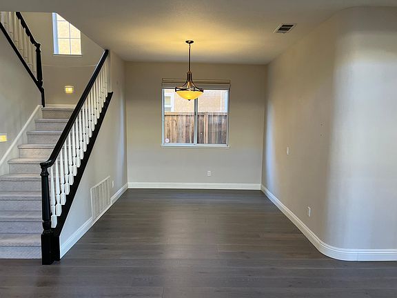 5th image of 2166 Rancho Hills Dr